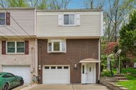 McKee Rd-2604-001.jpg