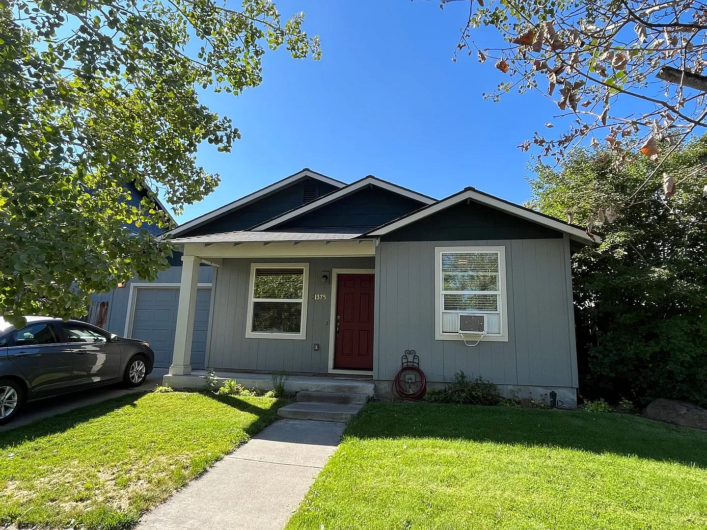 Cozy 3 Bed/2 Bath Home in NE Bend - Kristin Court — Photo 1