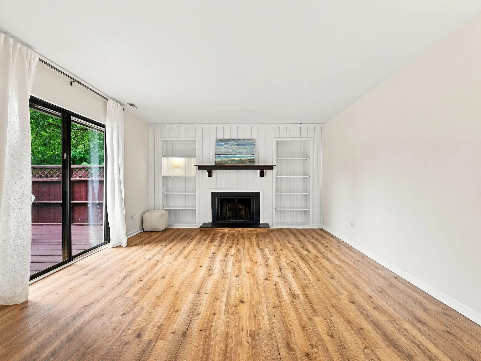 2 bed, 2.5 bath, 1353 sqft, $1,650 — Photo 4