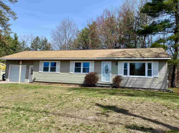 18 Kanata Drive, Nashua, NH 03063
