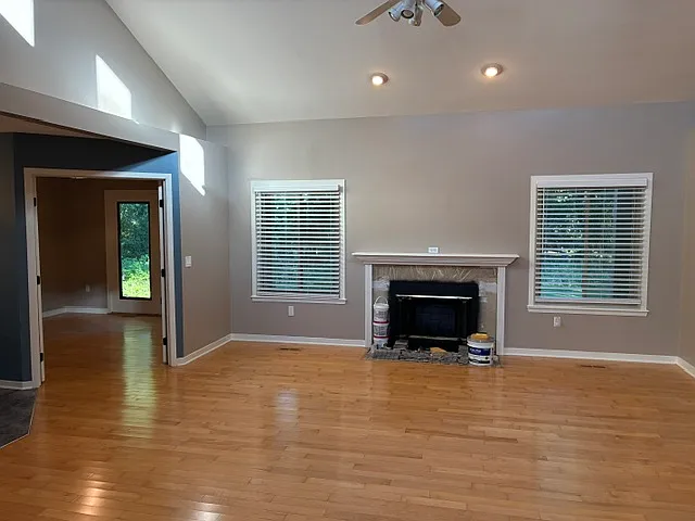 3 bed, 1741 sqft, $2,850 — Photo 2