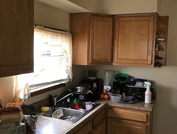 2nd image of 71 Brighton Dr