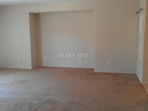 3rd image of 4361 Galapagos Ave