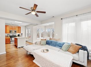 4956 N Ridgeway Ave APT 3, Chicago, IL 60625