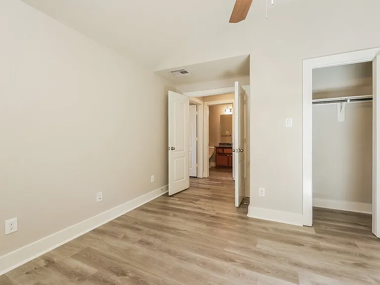 1923 Jara Ct — Photo 11