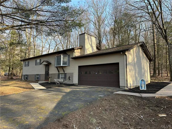 105 Sugar Hill Rd, Saylorsburg, PA 18353