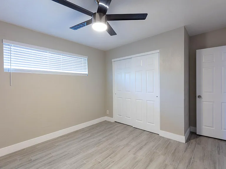 1218 S Smith Rd #B-C — Photo 6