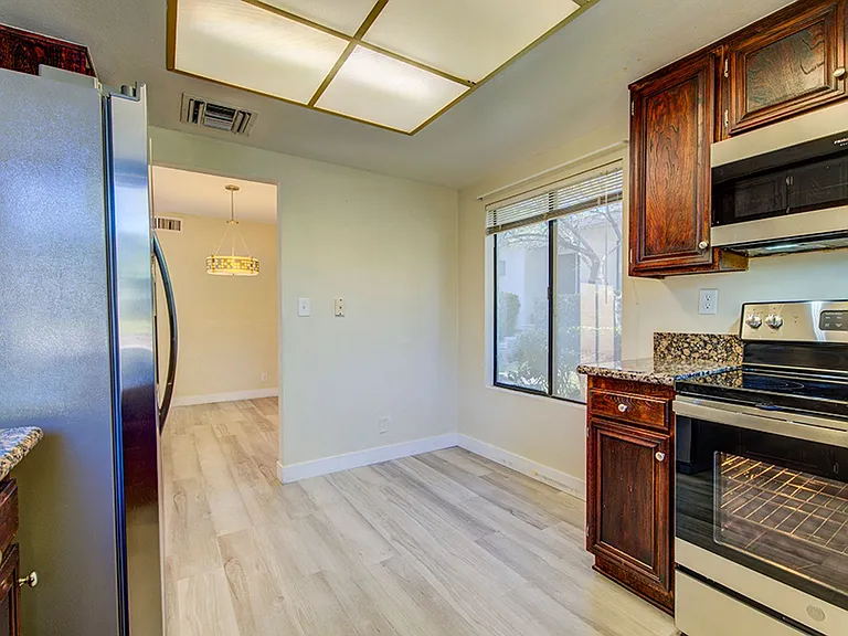 2574 Pera Cir — Photo 22