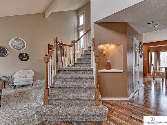 5th image of 4454 N Branch Dr