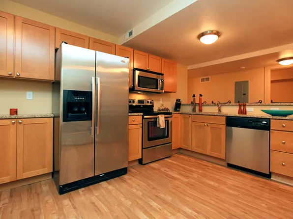 1004 14th St APT 1, Boulder, CO 80302