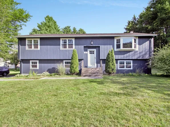 28 Michael Road, Simsbury, CT 06070