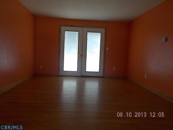 4th image of 891 Kyle Ave