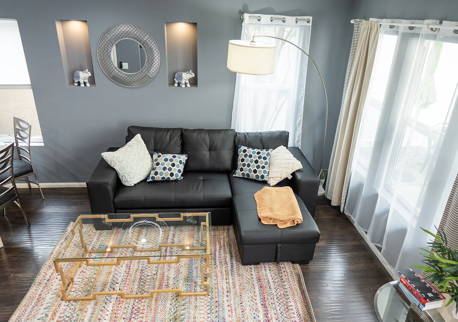 NoHo Gem: 2BR, Private Patio & Outdoor Seating p20 — Photo 1