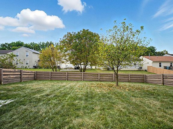 5th image of 7883 Grandlin Park Ct