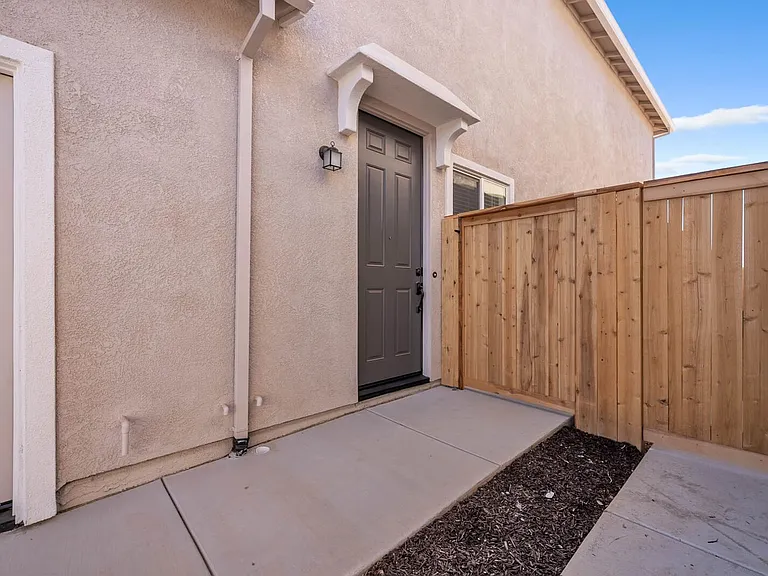 4416 Arctic Tern Way — Photo 2