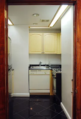 Rented by WAM Partners - William Moses Co. | media 42