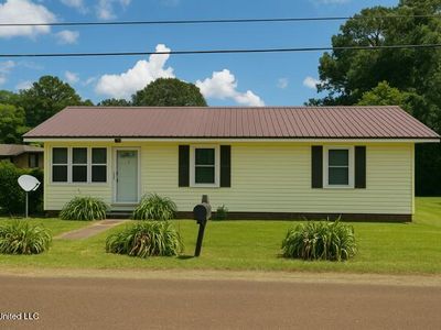 768 Becky St, Grenada, MS, 38901