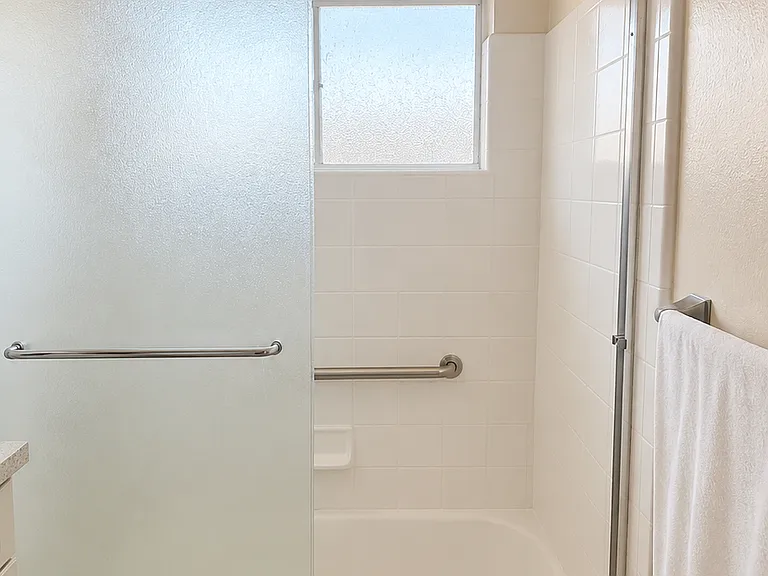 748 Carmel Ave #4 — Photo 5