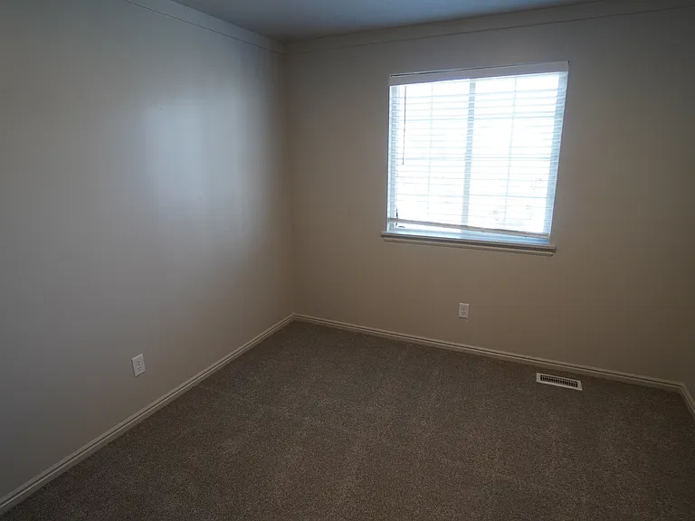 1045 S 1200 W #34 — Photo 11