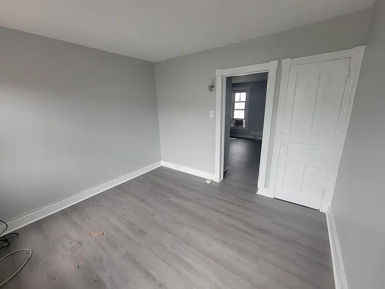 662 Eisenbrown St — Photo 8