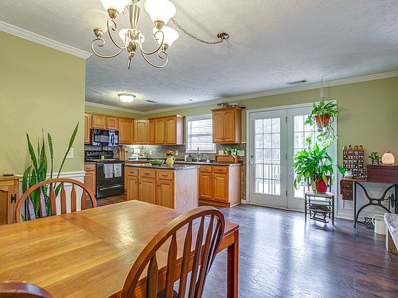 5th image of 850 Fleming Farms Dr