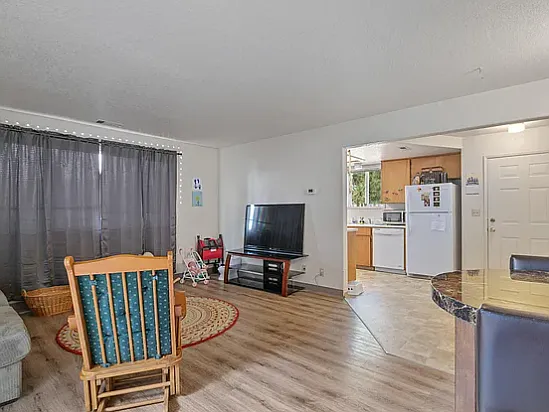 1882 Medart Ln — Photo 7