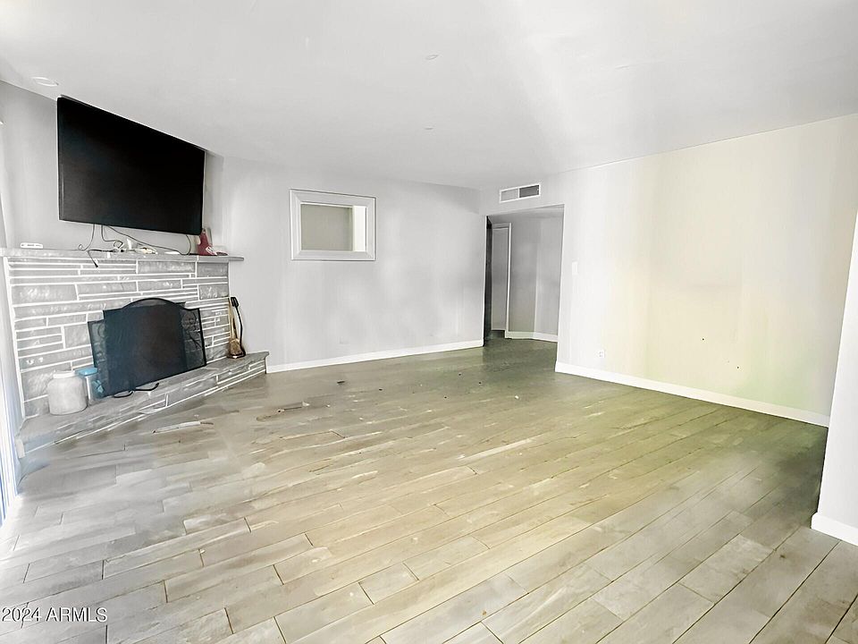 2nd image of 1251 E 2ND Street