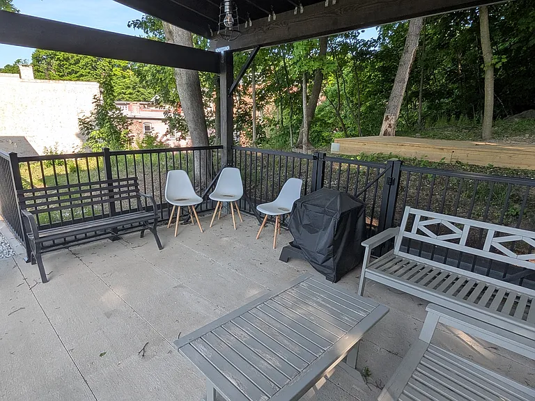 165 Abeel St #3 — Photo 25