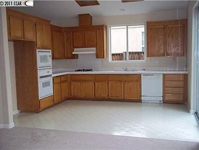 2nd image of 1318 Jack London Dr