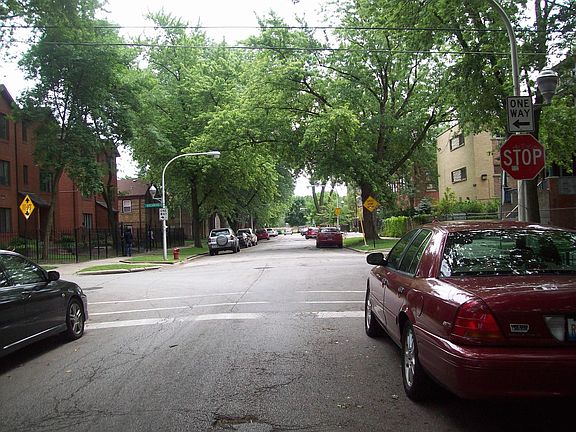 2nd image of 1844 W Birchwood Ave APT 3