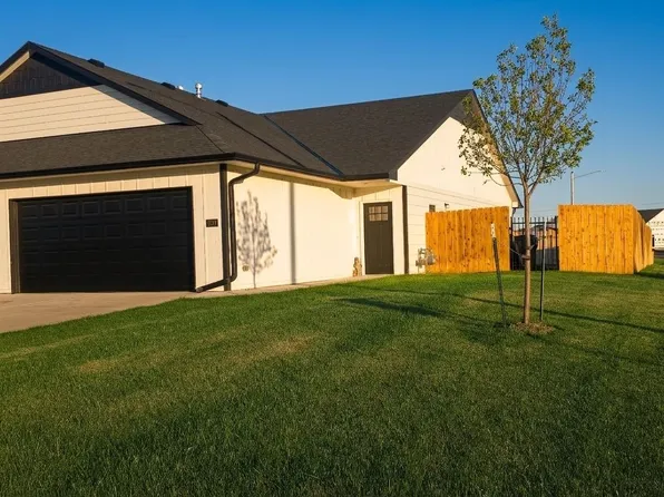 3631 W 45th St S, Wichita, KS 67217