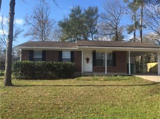 109 Peggy Ln, Willis, TX 77378