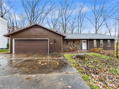 9285 Lindbergh Blvd, Olmsted Falls, OH, 44138