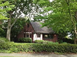 8002 21st Ave NE, Seattle, WA 98115