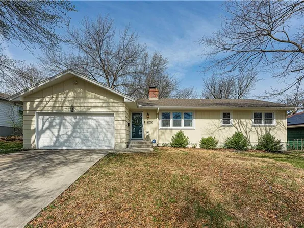10000 Tracy Ave, Kansas City, MO 64131