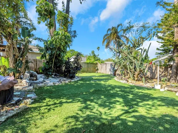 2016 Douglas Ave, Clearwater, FL 33755