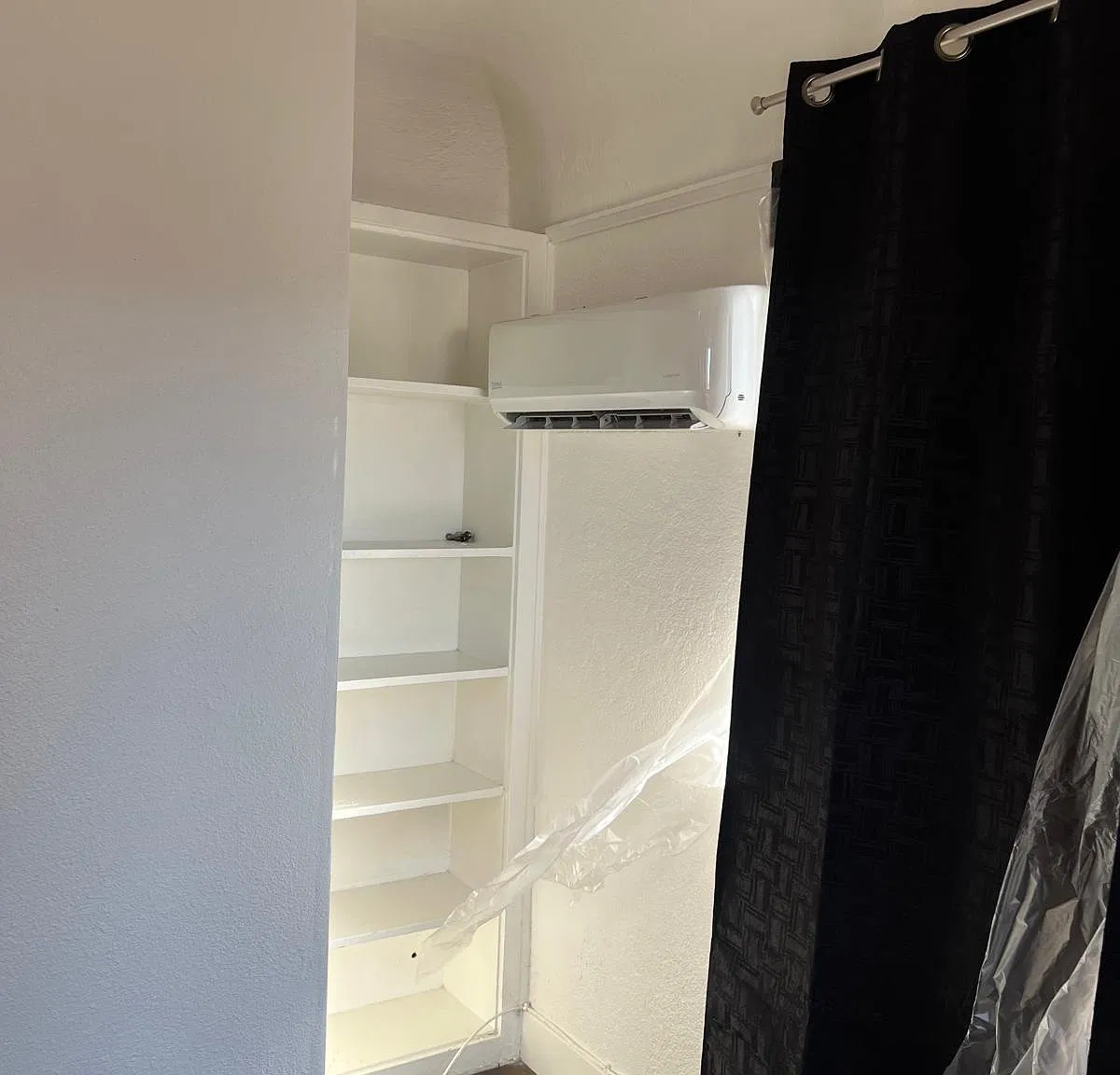 1039 N Pershing Ave — Photo 4