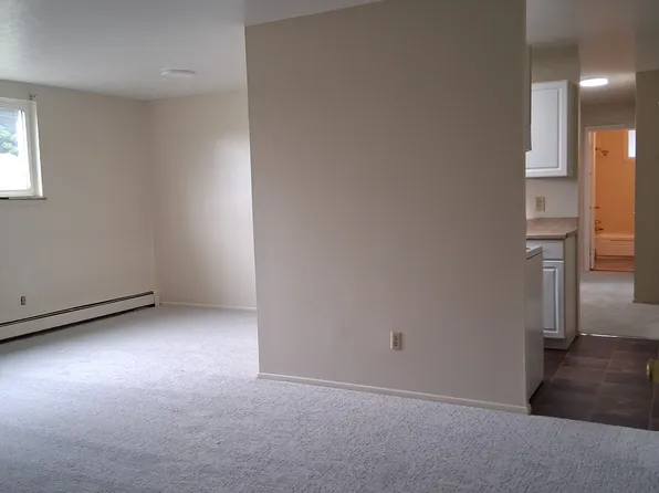 570 Harvey St APT 1, Kent, OH 44240