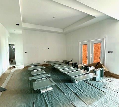 2nd image of 101 Brooks Cir N