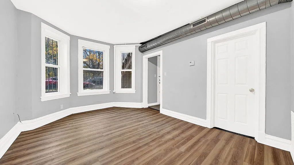2 bed, 600 sqft, $1,599 — Photo 1