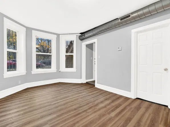 2756 W 24th St #Bf, Chicago, IL 60608