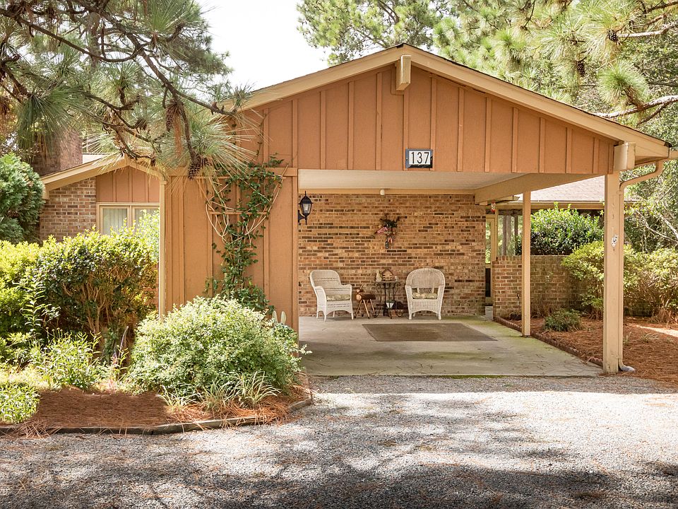 1st image of 137 Knollwood Dr