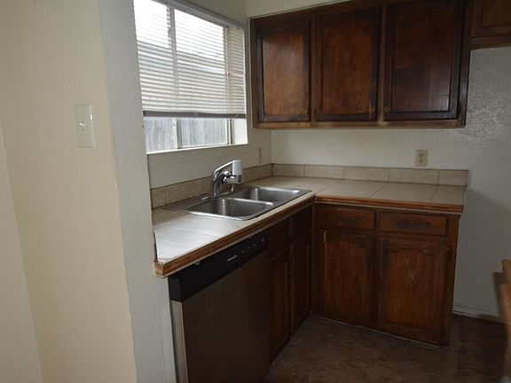 4th image of 2237 Brigadoon Ct