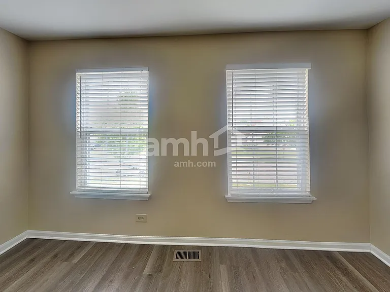 185 E Silver Oaks Dr — Photo 16