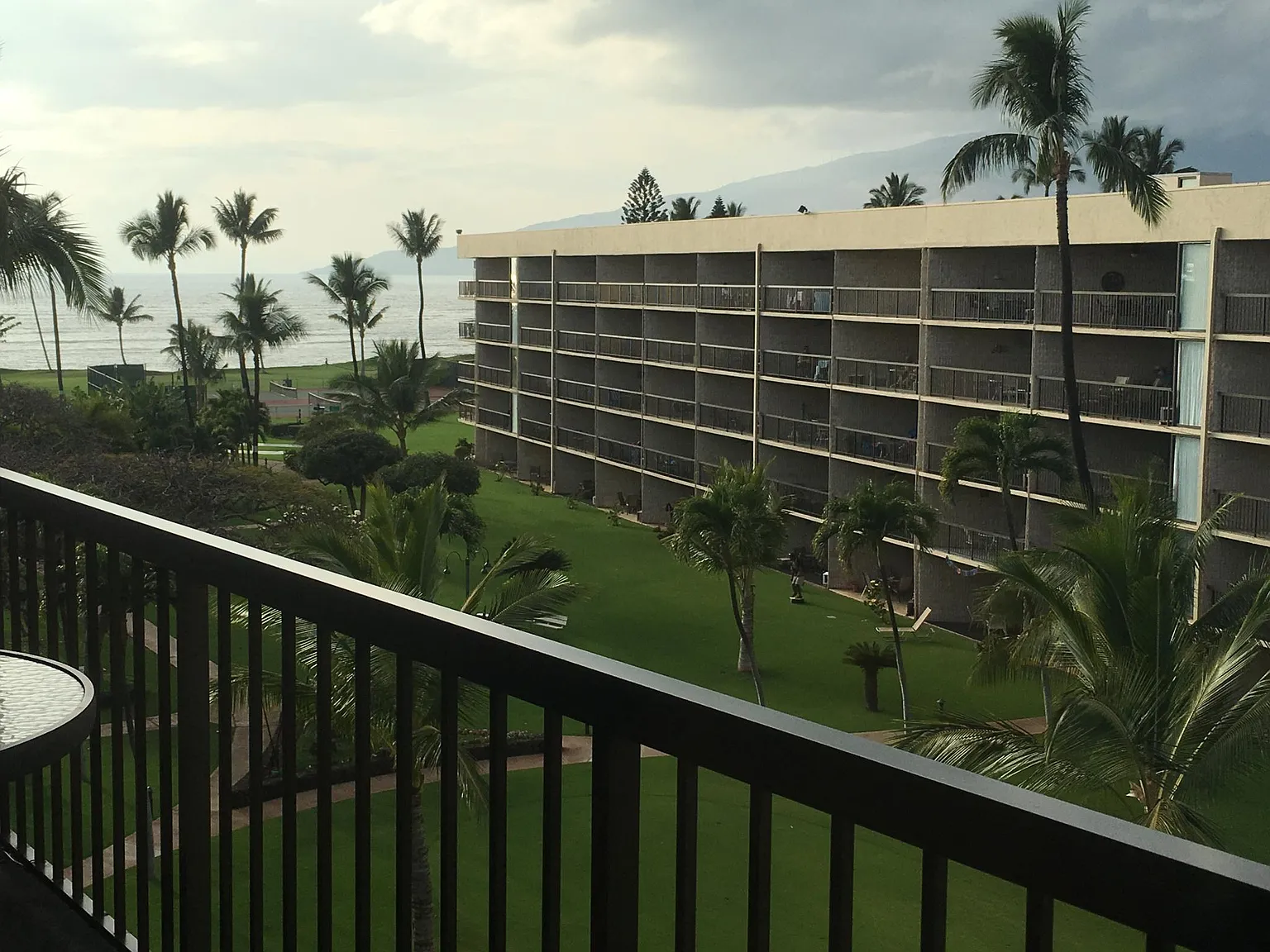 1 bed, 761 sqft, $2,998 — Photo 3