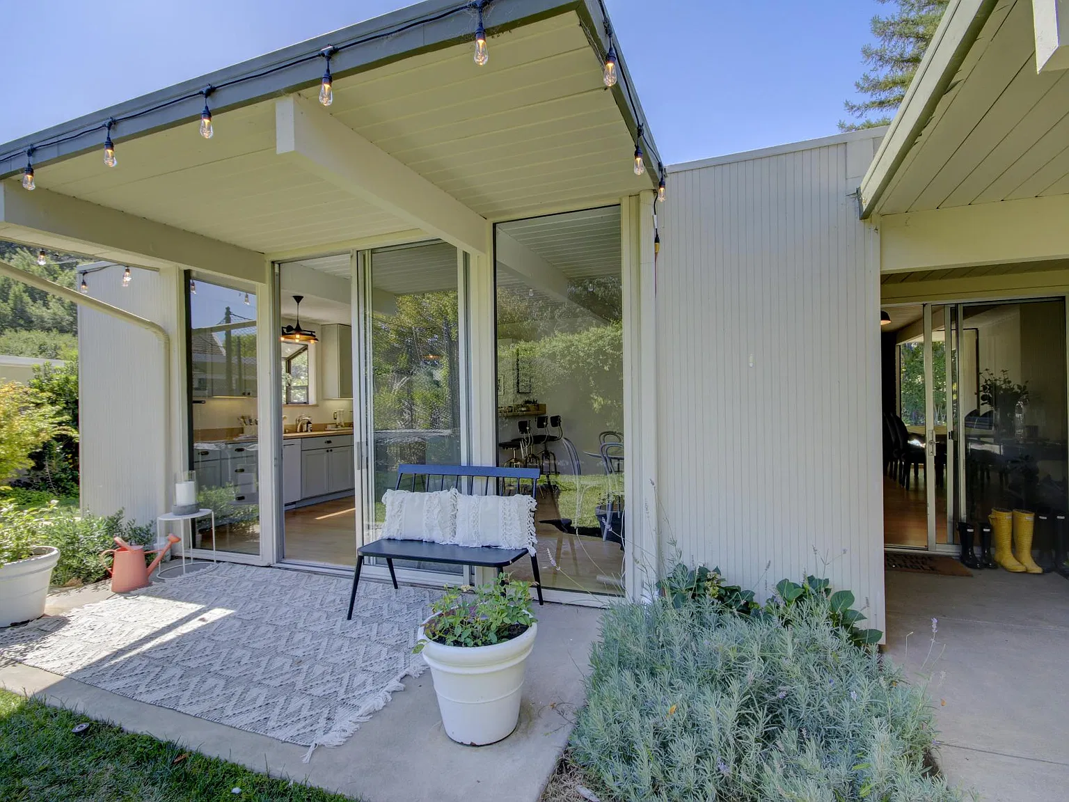 4 bed, 1750 sqft, $6,500 — Photo 3