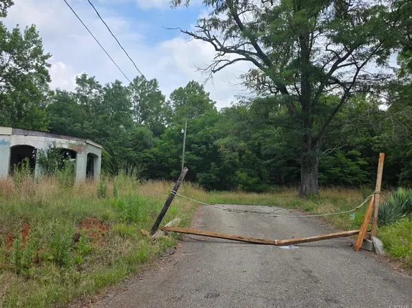 550 Thomas Rd, Madison Heights, VA 24572