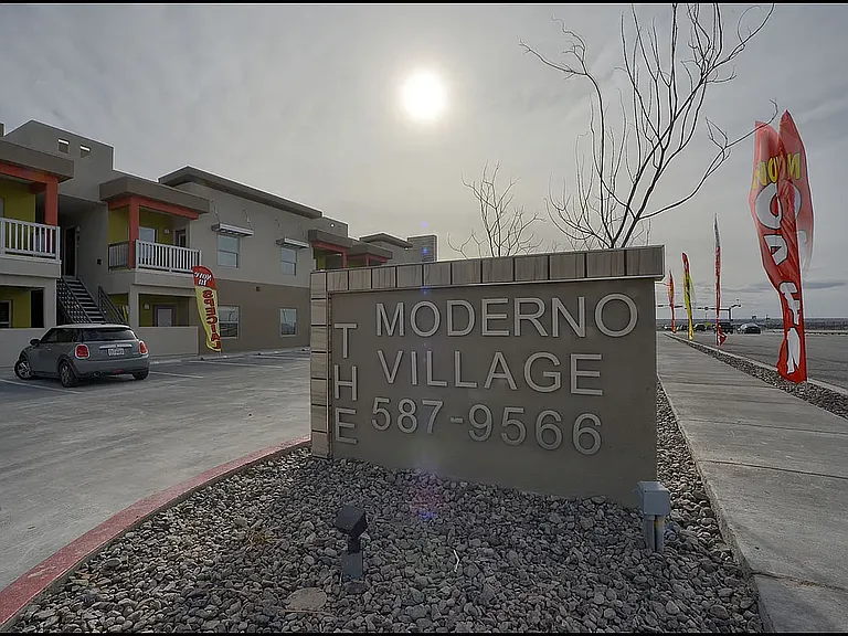 Moderno Village Apartments and Town Homes — Photo 59