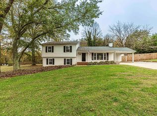 1411 State Highway 68 N, Oak Ridge, NC 27310