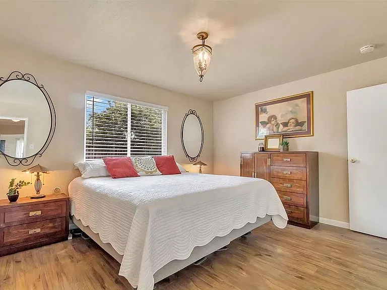4836 Driftwood Dr — Photo 17